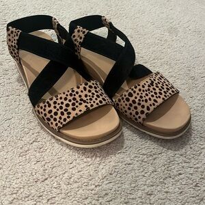 The cutest shoes only worn a couple times!